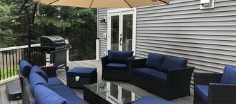 Modern, Brand New Secluded House