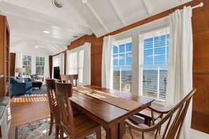 Dining - Back River Views, Dock and Heated Pool Access (Tybee Island)