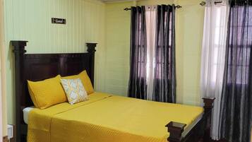 3 chambres, fer et planche Ă repasser, Wi-Fi, draps fournis