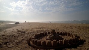 Beach nearby, sun-loungers - La Vallée II within walking distance of the sea (Aure sur Mer)
