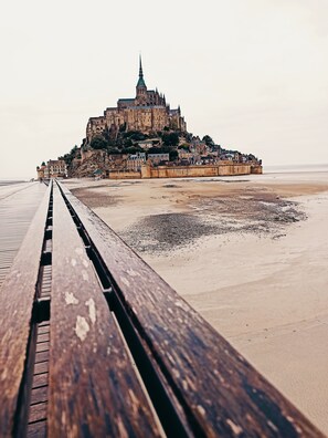 Beach nearby, sun loungers