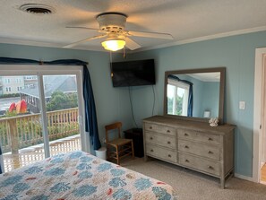 3 bedrooms, WiFi - Oceanside Getaway (Avon)