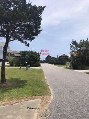 Property grounds - Oceanside Getaway (Avon)