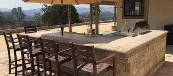 Pinnacles Ranch - Closest to the Park (2 miles to East Entrance)