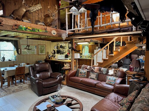 Vacation Property off the grid. No cell service, internet, satellite/ cable tv  