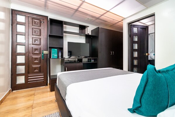 Chambre Double | Literie hypoallergénique, bureau