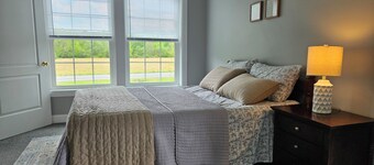 Name: Three Gables <br>Private Setting. Heated Pool. 4 Minutes to Dreams Park.