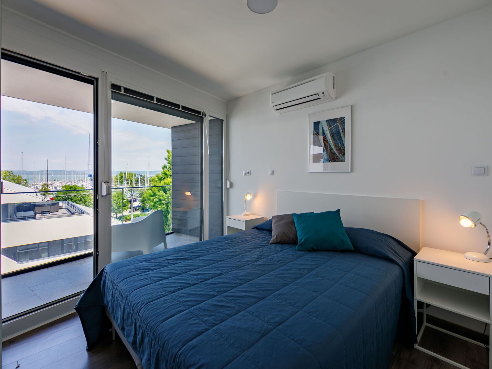 2 dormitorios, cuna de viaje, wifi gratis y ropa de cama