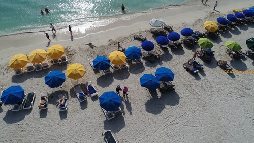 Private House -GreatBay- Philipsburg - Free Wifi and Free Private Parking.