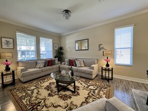 TV connectée, cheminée, imprimantes