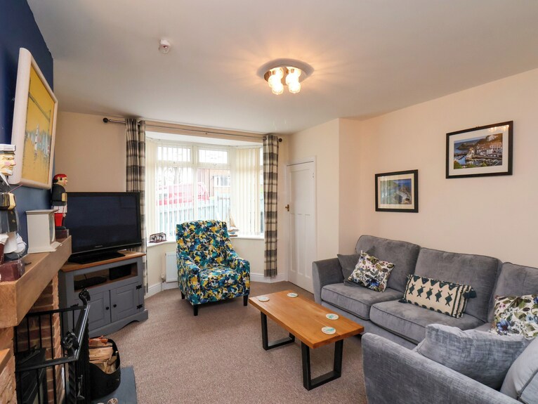 Over Esk, Pet Friendly, With A Garden In Whitby - Whitby