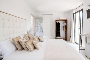 6 chambres, fer et planche à repasser, Wi-Fi gratuit, draps fournis