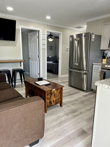 GOTL Strip Suite #1- Sunset Vacation Rentals