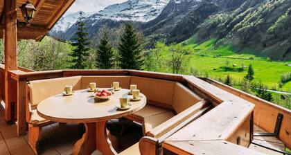 Spacious holiday home with beautiful views