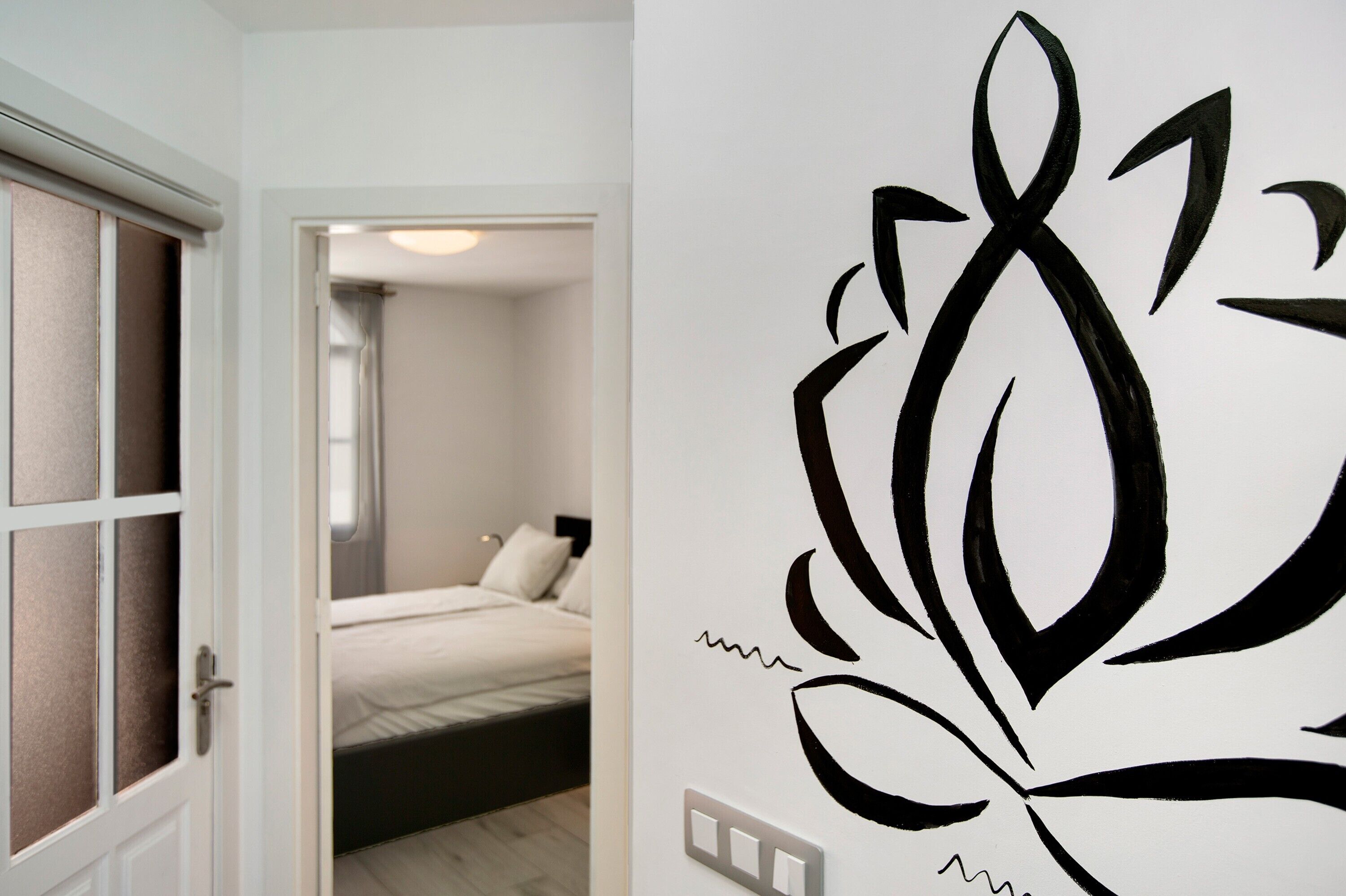 1 habitación, tabla de planchar con plancha, wifi gratis y ropa de cama 
