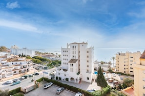 Exterior - Apartment "Paradise" on the Beach with Pool, Tennis Court, Terrace & Wi-Fi (Benalmádena)