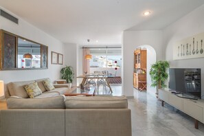 TV, DVD player, stereo