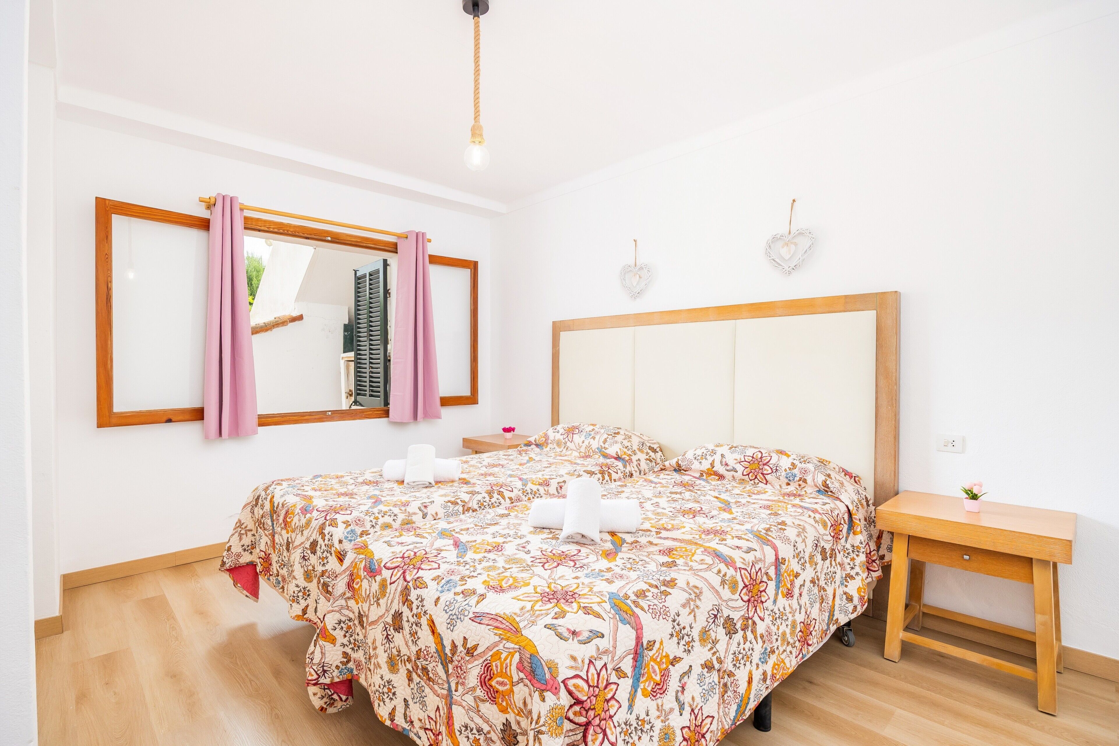 1 chambre, Wi-Fi gratuit, draps fournis