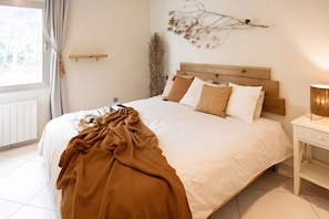 6 bedrooms, iron/ironing board, free WiFi, bed sheets - Villa "Can Drago" Private Pool, Large Garden, Terrace, WiFi & A/C (ibiza)