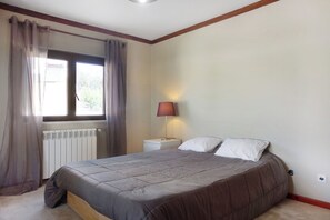 3 soverom, wi-fi (inkludert) og sengetøy