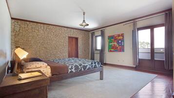 3 chambres, Wi-Fi gratuit, draps fournis