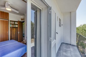 1 chambre, fer et planche à repasser, Wi-Fi gratuit