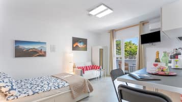 Bügeleisen/Bügelbrett, kostenloses WLAN, Bettwäsche