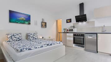 Fer et planche à repasser, Wi-Fi gratuit, draps fournis