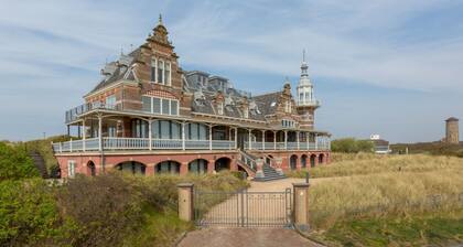 Apartment in Domburg near the Beach