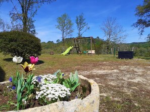 Children’s area - Spacious stone house near Sarlat, ideal for families (Proissans)