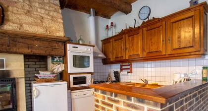 Maison de CaractÚre Périgord avec Cheminée