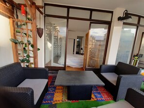 2 bedrooms, iron/ironing board, free WiFi, bed sheets - 55m2 apartment with terrace overlooking the Eiffel Tower (Paris)