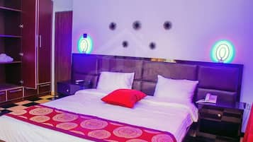 5 habitaciones, escritorio, wifi gratis y acceso para silla de ruedas