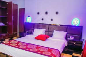 5 chambres, bureau, Wi-Fi gratuit