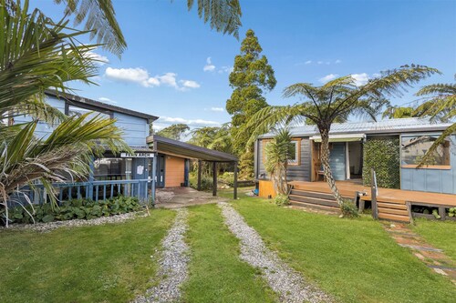 Newly renovated beach studio loft on cycle trail
