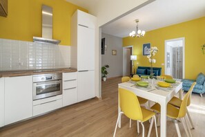 Stovetop, toaster - GuestHost - Piazza di Santa Maria Maggiore Cosy Apartment (Roma)