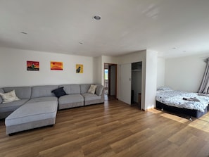 6 Schlafzimmer, Bügeleisen/Bügelbrett, kostenloses WLAN, Bettwäsche