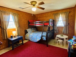 3 bedrooms, Internet