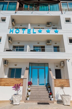 Entrada de la propiedad