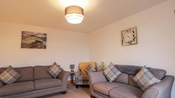 Cottage | Living area