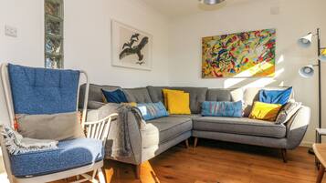 Cottage | Living area