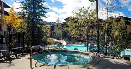 First Tracks Townhome by Cottonwood Lodging