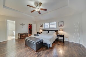 4 Schlafzimmer, Bügeleisen/Bügelbrett, WLAN, Bettwäsche