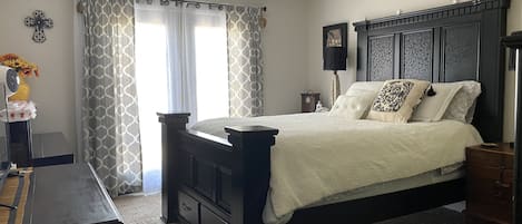 3 Schlafzimmer, Zimmersafe, Bügeleisen/Bügelbrett, kostenloses WLAN