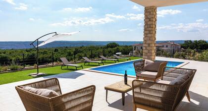 Villa Elysium Summary