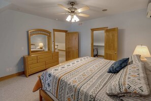 4 bedrooms, iron/ironing board, travel cot, free WiFi