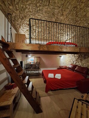 1 soverom, strykejern/-brett, reiseseng for barn og wi-fi (inkludert)