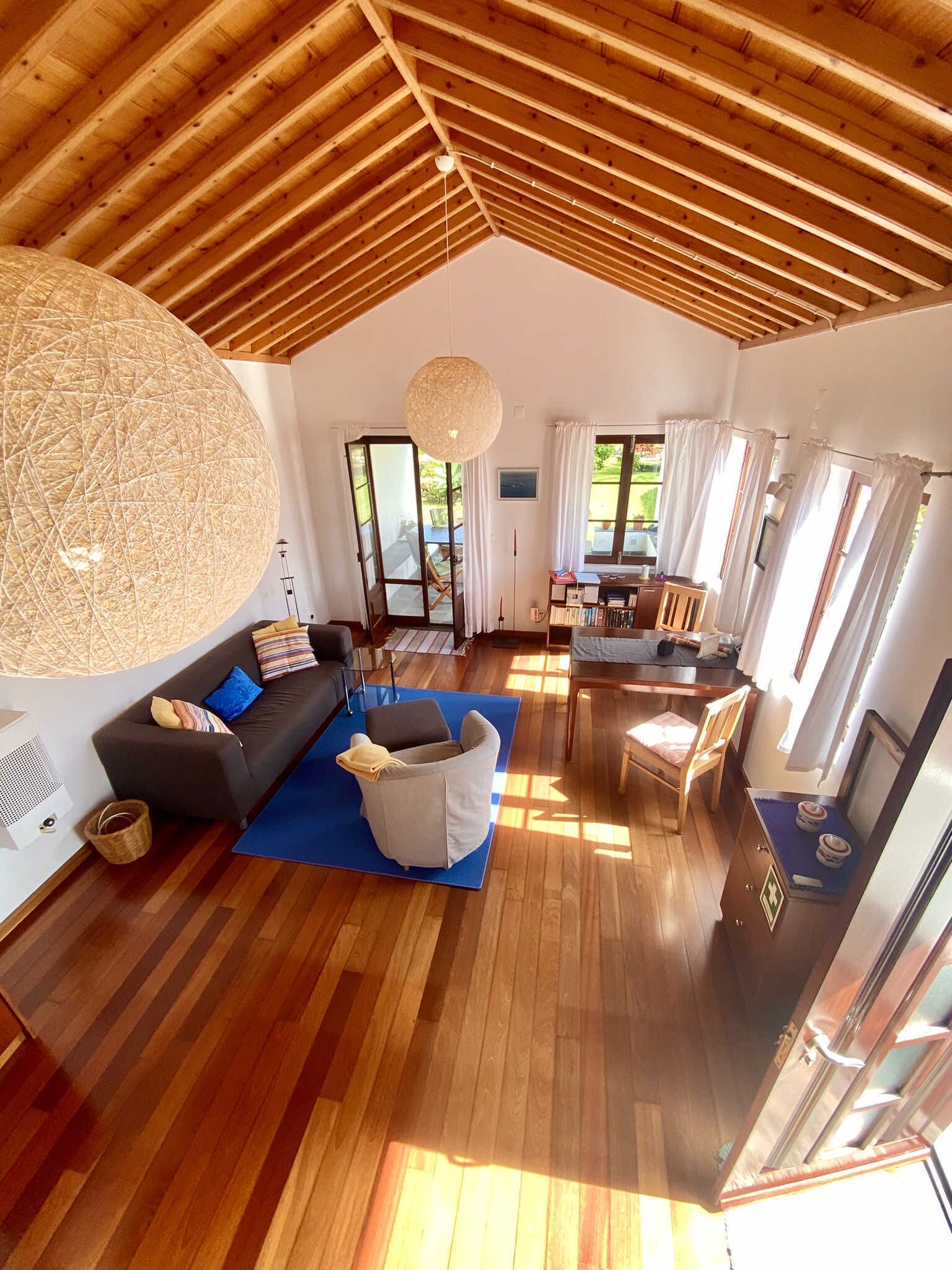 Lecteur de DVD, livres, médiathèque, vidéothèque