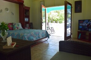 2 chambres, fer et planche à repasser, lit parapluie, Wi-Fi