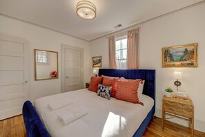 1 bedroom, desk, iron/ironing board, WiFi